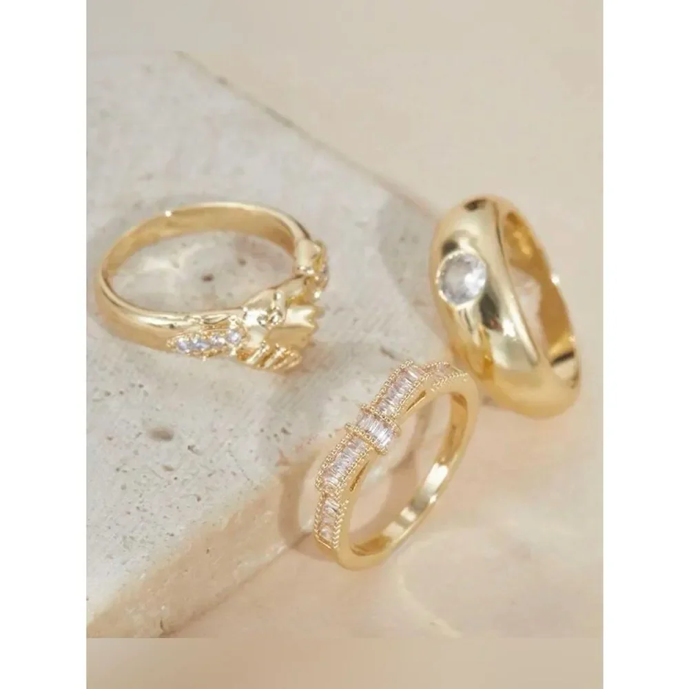 Gold Hand Clasp Stack Ring Set A2026